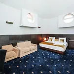 Europe Отель 5*