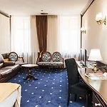 Europe Отель 5*